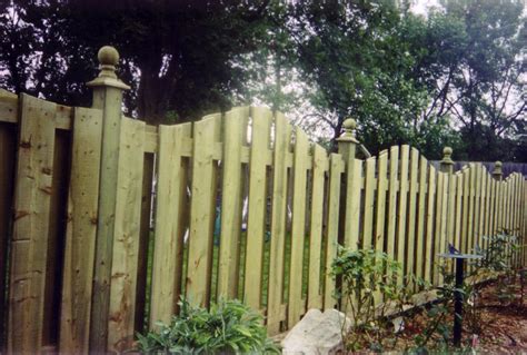 Simpson's fence has been proudly serving southwestern ontario for over 50 years, with locations in london, chatham and tecumseh. London Fence and Deck Ontario » Fences