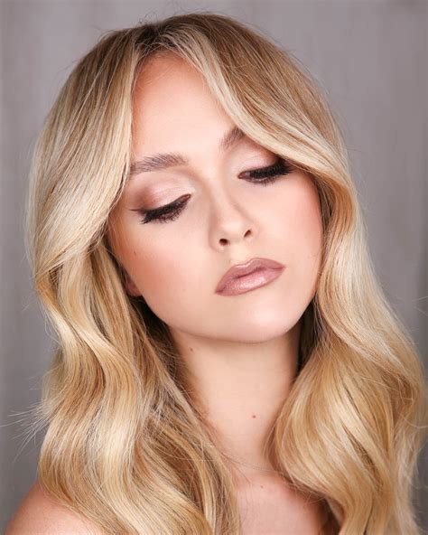 Natural Makeup Looks For Blonde Hair Blue Eyes
