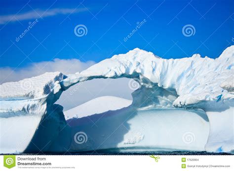 Antarctic Iceberg Stock Photo Image Of Frozen Environment 17520904