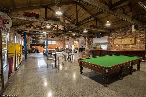 Inside The Best Man Caves From Around Australia Daily Mail Online
