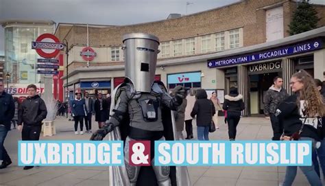 Lord buckethead is taking on count binface, two machines and two big characters. Johnson rival Binface makes bid for Christmas number one ...