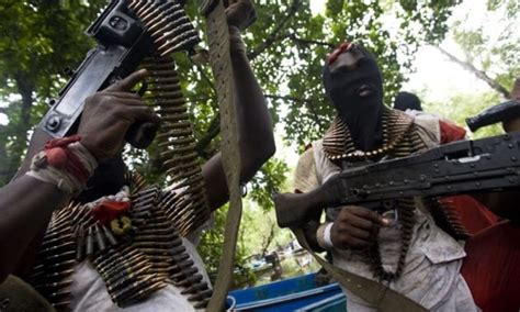 Breaking Unknown Gunmen Kill 10 Abduct Students In Southeast Nigeria