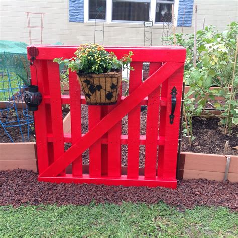 22 Pallet Garden Gate Ideas You Should Look Sharonsable