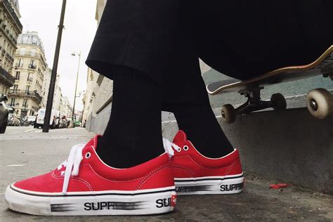 There are 887 supreme vans for sale on etsy, and they cost $63.53 on average. Supreme x Vans Era "Motion Logo" 联名系列货量大减？ - Vans爱好者