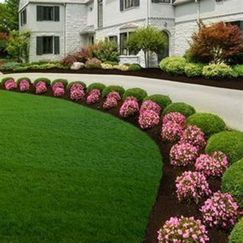 40 Fantastic Flower Landscape Design Ideas For Front Yard Rengusuk