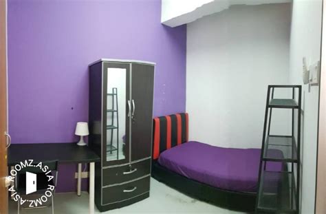 Don't be late, for this very important dessert date: Twin Big Room for Rent at Kota Damansara Segi College ...