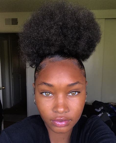 Pin By Heavenlee 🍯 On Women Hair Puff Natural Hair Styles Easy