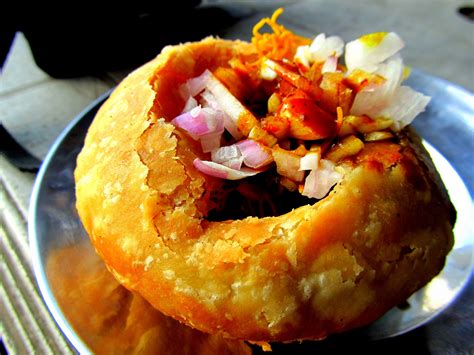 15 Yummy Street Food Of India Everyone Must Try