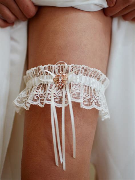 Tlg516 Gorgeous Ivory Lace Bridal Garter With Rose Gold Brooch The Wedding Veil Shop