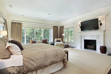 Top 5 Master Bedroom Window Styles To Revamp Your Space