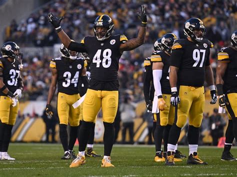 Steelers Uniforms Rank Among NFL's Best: Sporting News | Pittsburgh, PA 