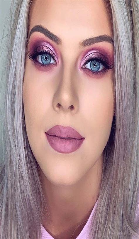 Pink Makeup With Smokey Eyes Will Be Huge Trend Of 2019 Pink Makeup
