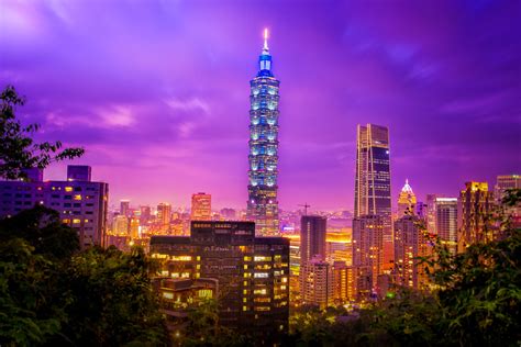 For gourmands, night markets not only offer scrumptious small eats but also the experience. Visiter Taipei: top 25 des choses à faire et à voir ...