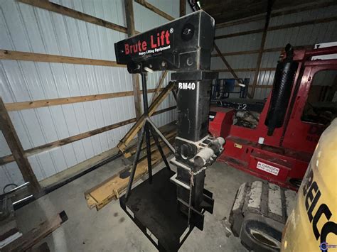 Brute Lift 40k Two Stage Boom Lift