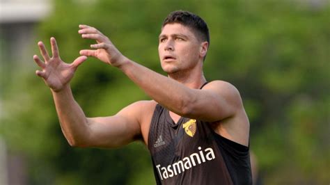 Ontdek de perfecte stockfoto's over jonathon patton en redactionele nieuwsbeelden van getty images kies uit premium jonathon patton van de hoogste kwaliteit. AFL 2020: Jon Patton Hawthorn trade, training pictures ...