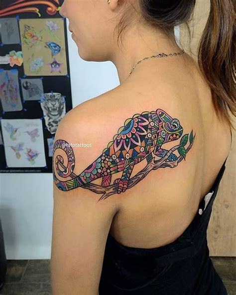 Chameleon mandala tattoo Tato Castro tatotattoos Fotos y vídeos de Instagram Mandala Tattoo