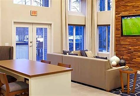 Maybe you would like to learn more about one of these? Archstone Redmond Lakeview Apartments - Redmond, WA 98052
