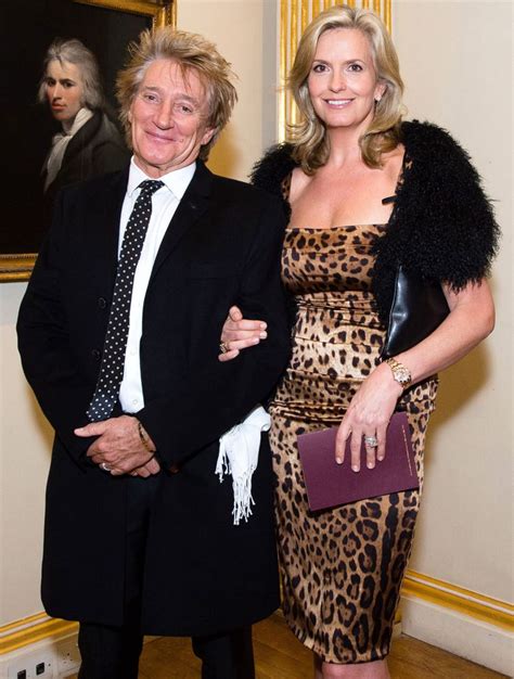 rod stewart and wife penny renew wedding vows