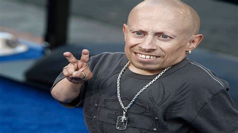 Verne Troyer Actor Who Played Mini Me In Austin Powers Series Dead