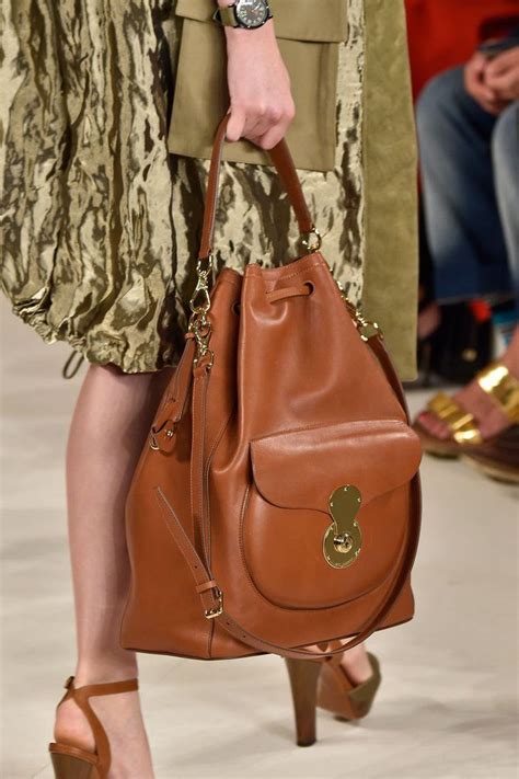 the 7 biggest bag trends for spring 2015 trending handbag bag trends bags