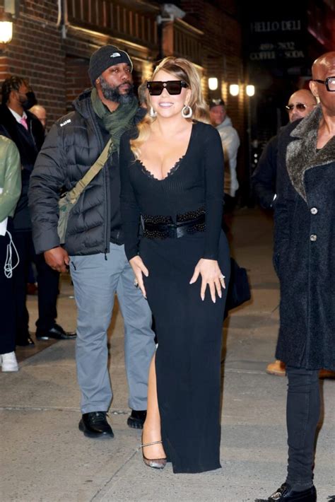 Mariah Carey Flaunts Big Boobs In Sexy Cleavage Out In New York Gallery Mariah Carey Celebs