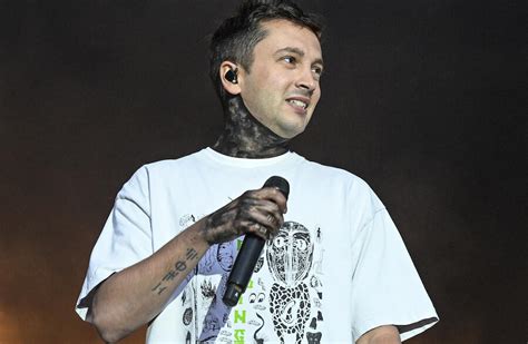 Twenty One Pilots Share Video Footage Of Tyler Joseph S Nasty Fall