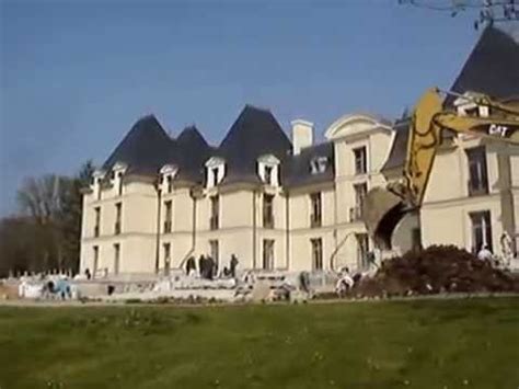 Je m'abonne pour lire le magazine tous les mois et pour consulter sur le site les notes de 100 000 vins et 40 ans d'archives. Domaine de Massoury, Château de La Barre - YouTube