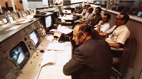 5 Terrifying Moments During The Apollo 11 Moon Landing Mission History