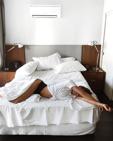 ɠ ơ ơ ɖ Ɩ ı ʄ ɛ Girls In Bed Boudoir Shoot Ideas Boudoir Photoshoot