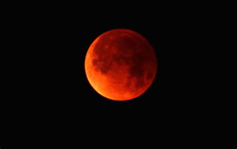 Hoje Eclipse Lunar Total E Lua De Sangue