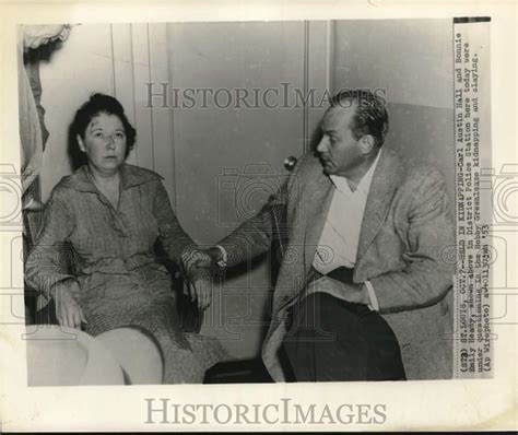 1953 Press Photo Carl Hall And Bonnie Heady Held In Bobby Greenlease