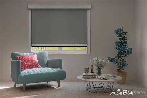 Cassetted Roller Blinds With Pips