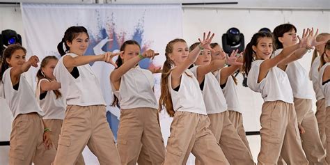 500 junge Tänzerinnen und Tänzer in Garmissen Alle Infos zur Bühnen