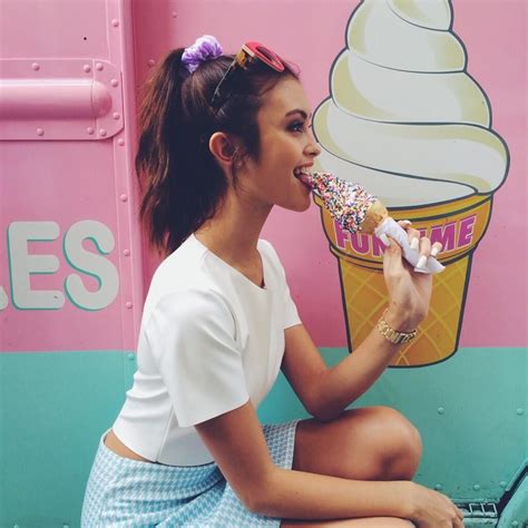 Girls Eating Ice Cream • P H O T O G R A P H Y • S W E E T S