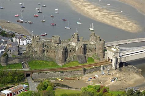 Conwy Castle Landmark In Conwy Gwynedd Wa United Kingdom Landmark