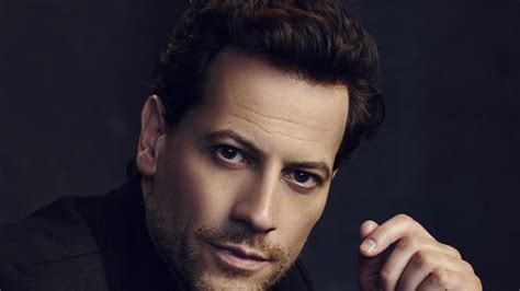 2:02 givememyremotetv 5 029 просмотров. Forever star Ioan Gruffudd reveals what advice Simon Baker ...