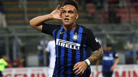 Born 22 august 1997) is an argentine professional footballer who plays as a striker for serie a club inter milan and the argentina. Lautaro Martinez , la storia del "El Toro" e l'amore per ...