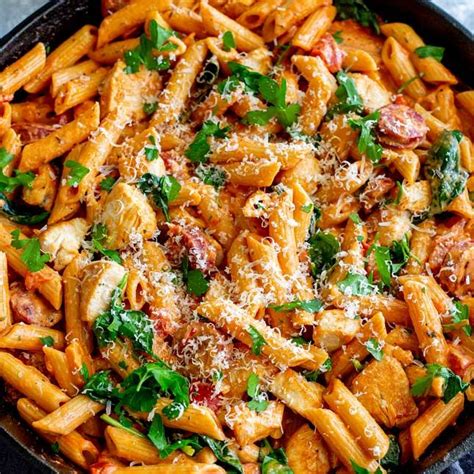 Return the chicken to the pan along with the pasta, stock, smoked paprika and cayenne pepper. This Easy Creamy Tomato Chicken and Chorizo Pasta takes under 30 minutes to cook! And is sure to ...
