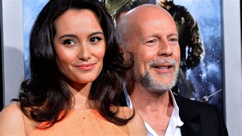 Bruce Willis Wife Emma Heming Sends Special Message To Demi Moore Hello
