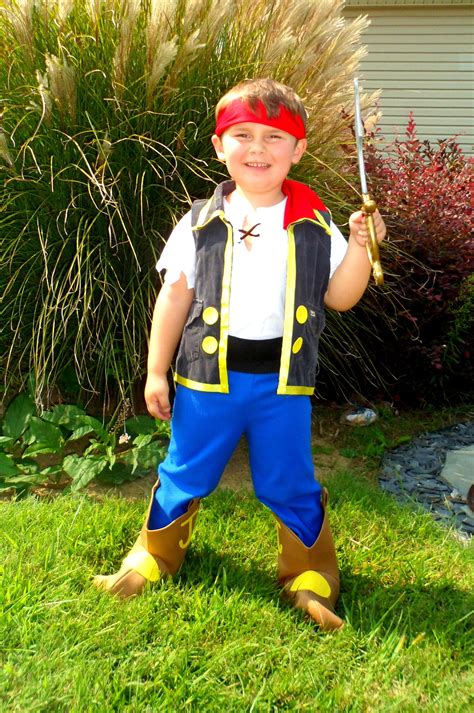 How To Make A Jake And The Never Land Pirates Costume Boys Halloween