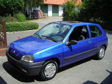 Renault Clio 1 - Bj 1997 : Biete