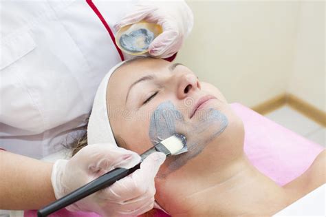 Process Of Massage And Facials Stock Image Image Of Cream Beautiful