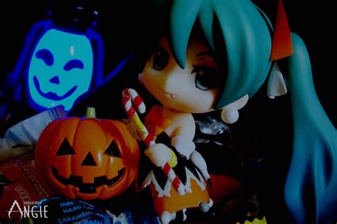 Hatsune Miku Halloween By Angiedarkdem0n On Deviantart