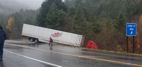 Update 250 Pm Semi Hanging Off Hwy 299 According To Report On Chp