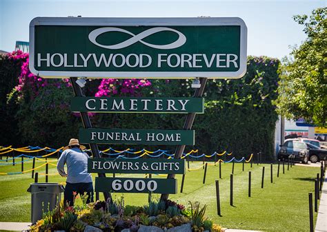A look hollywood forever cemetery (formerly sharing the grounds with hollywood forever, in the southwest corner, is the beth olam cemetery, which was originally a ( it is here that they filmed the funeral scene for rocky's trainer in the movie rocky iii, with sly. Hollywood Forever Cemetery Review & Tips - Travel Caffeine