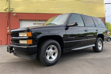 2000 Chevrolet Tahoe Front 34 232729