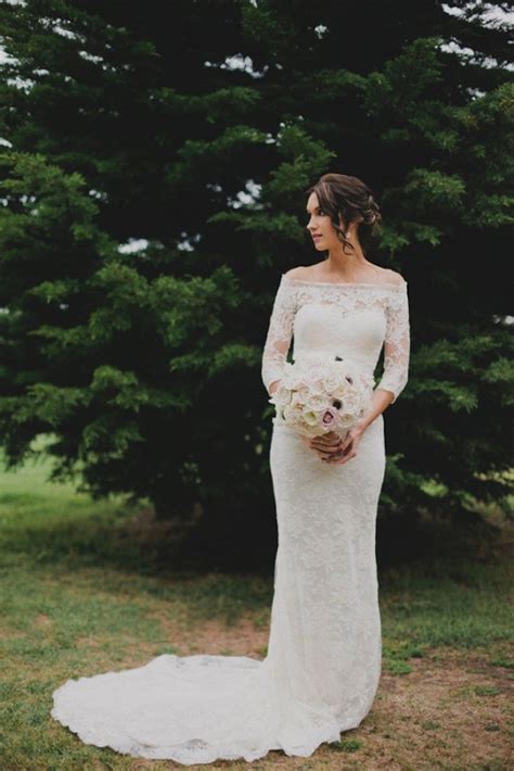 30 Of The Most Graceful And Gorgeous Lace Sleeve Wedding Dresses