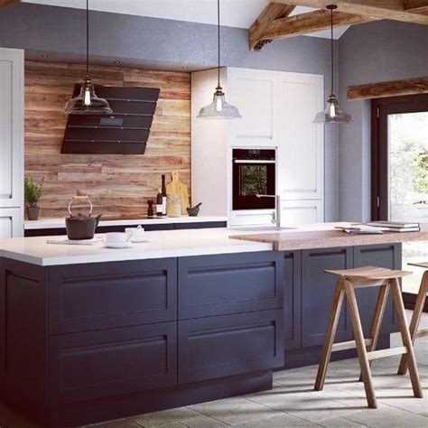 Do you need some new breakfast bar ideas? Discover 9 Refreshing Breakfast Bar Ideas to Suit Any Kitchen