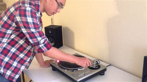 How To Play Vinyl Records Youtube