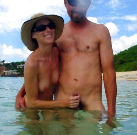 Accidental Nude Beach Free Porn